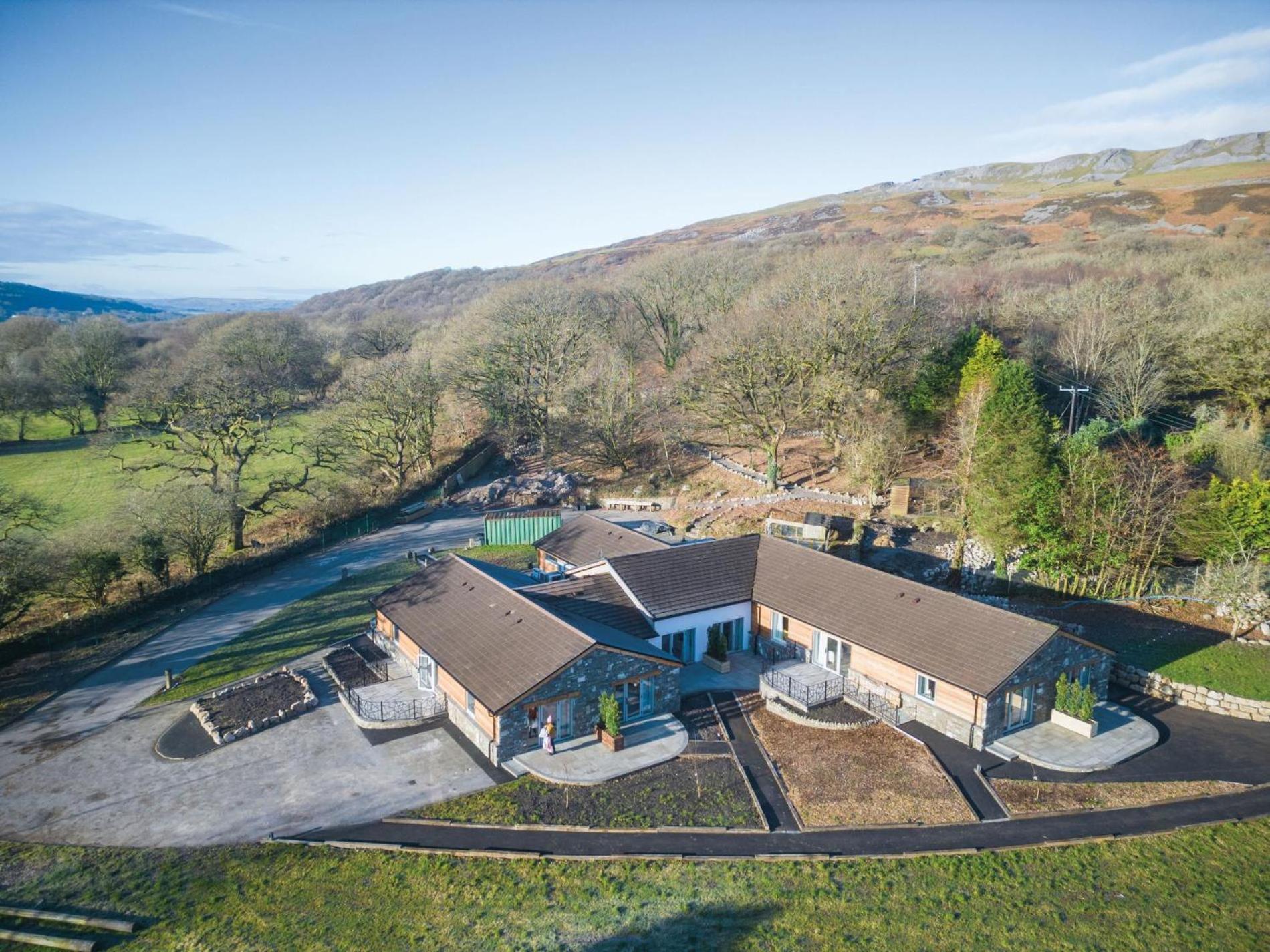 Suite 3 - Sleeping Giant Hotel - Pen Y Cae Inn Brecon Exterior foto
